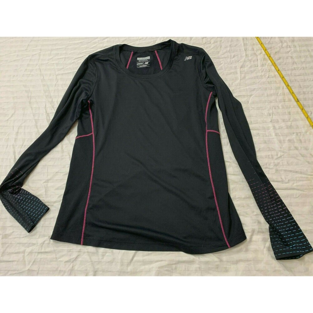 NEW BALANCE WOMENS ATHLETIC SHIRT SIZE S